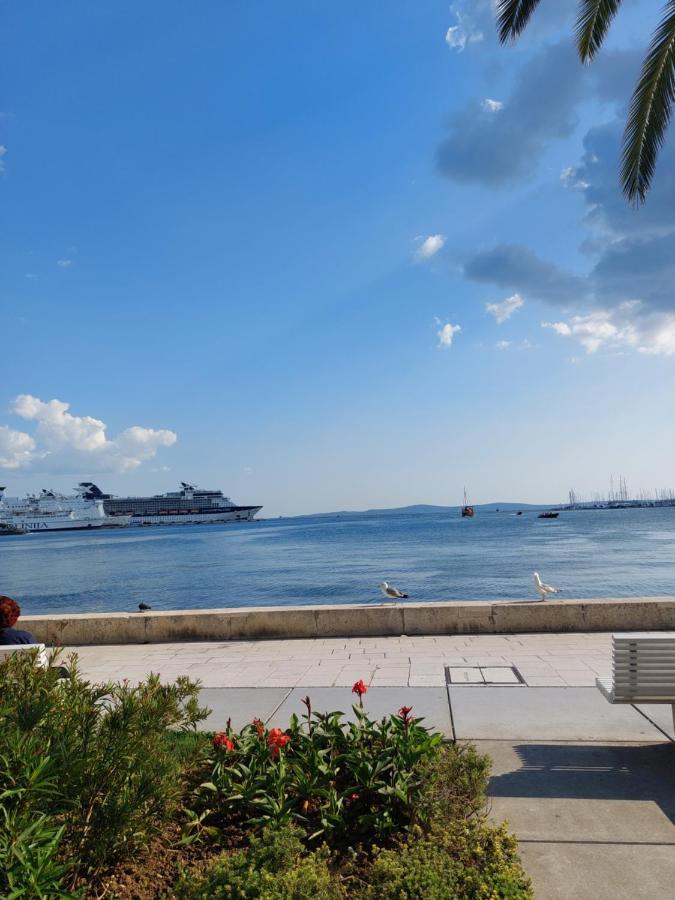 Appartement Tesla à Split Extérieur photo